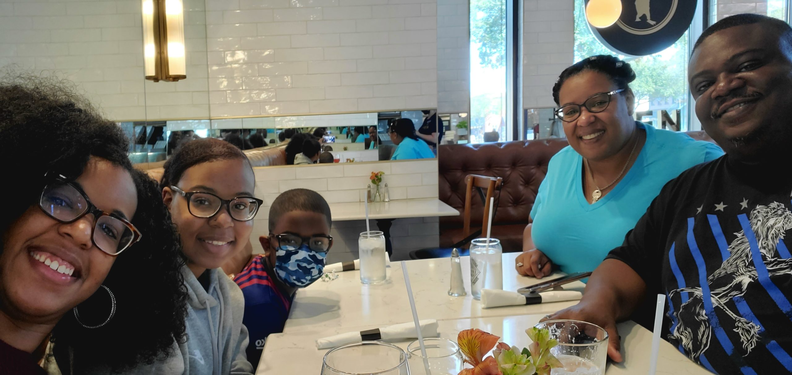 Telanna Jeffers and Mercedes Swan with Family at Little Duck Diner in Savannah Georgia